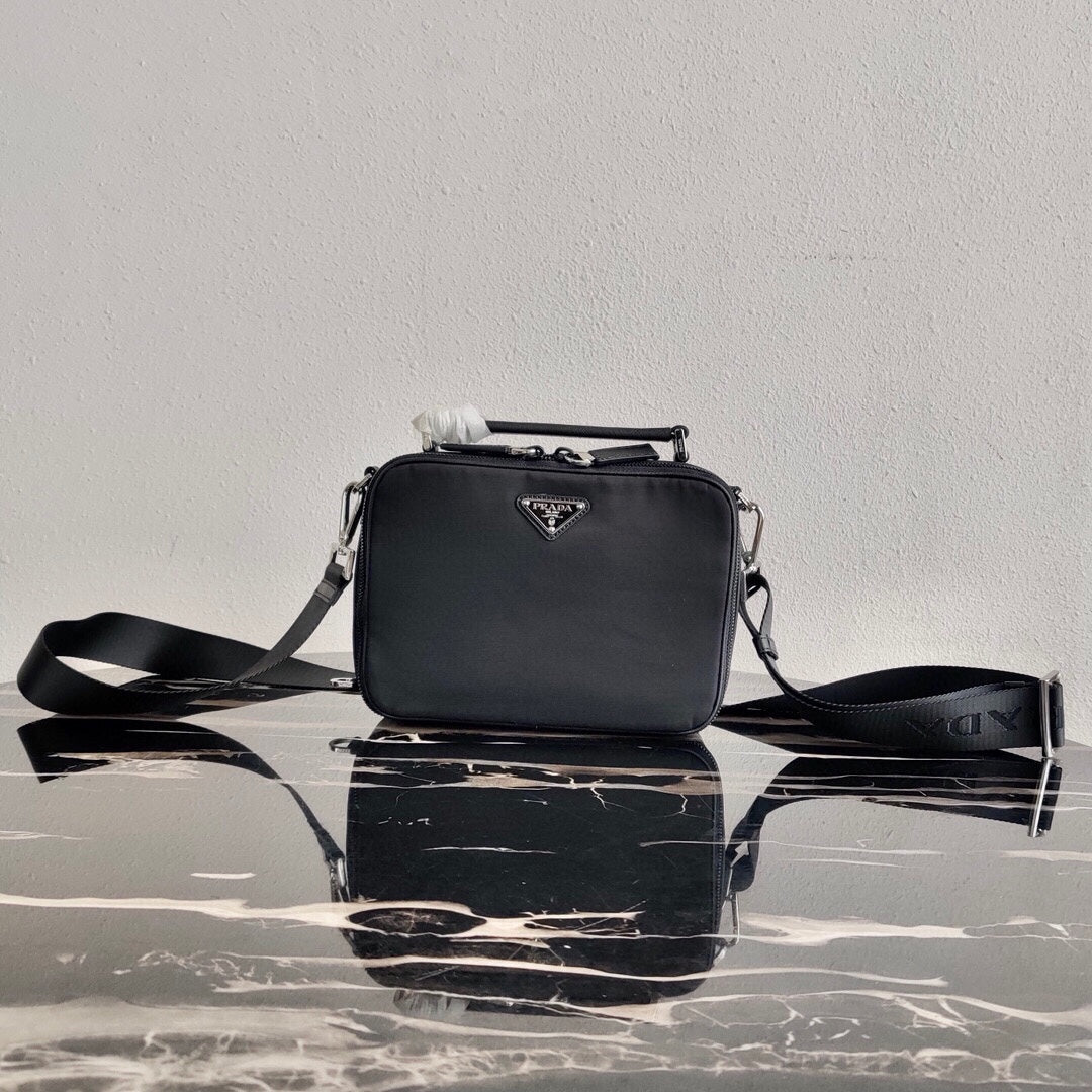 PRD Bag Saffiano messenger 22 cm