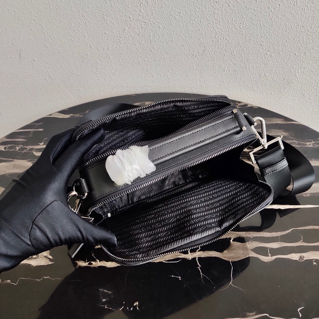PRD Bag Saffiano messenger 22 cm