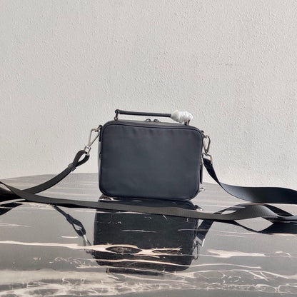 PRD Bag Saffiano messenger 22 cm