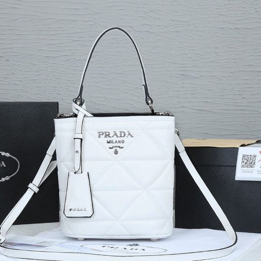 PRD  Bag White 22 cm