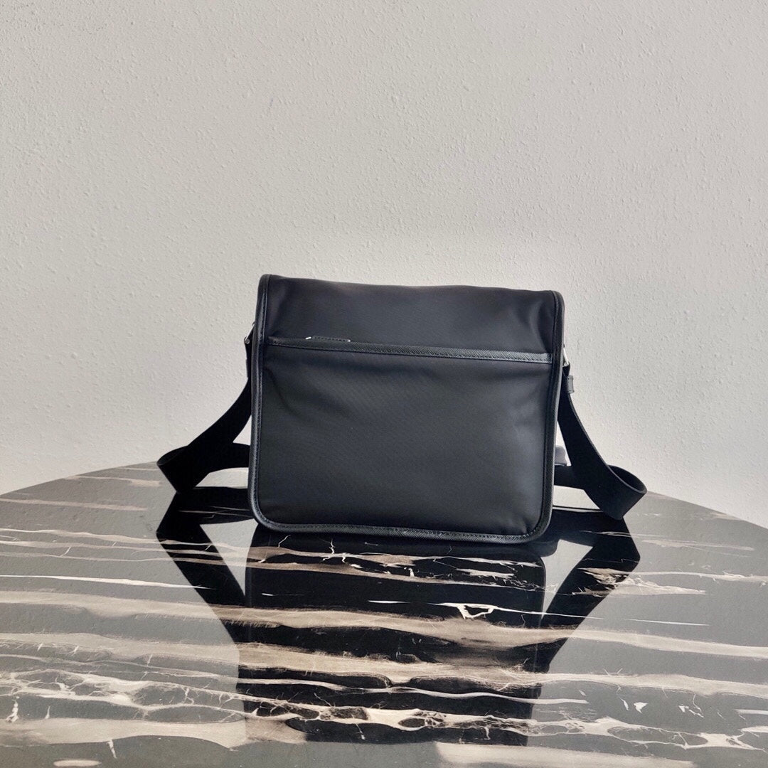 PRD Bag Saffiano messenger 26 cm