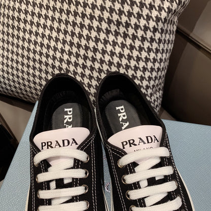 PRD Sneakers Low Woman