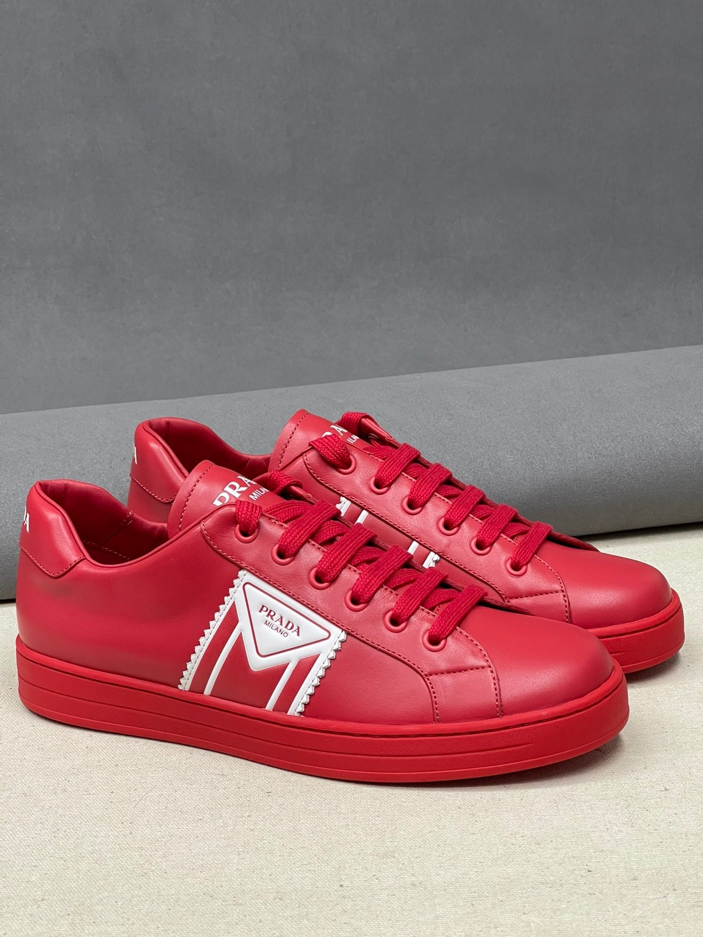 PRD Sneakers Red Tennis
