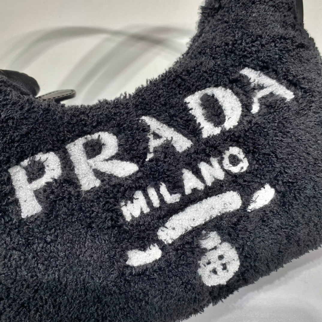 PRD Shearling bag 22cm
