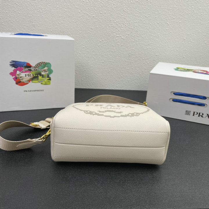 PRD  Bag Shoulder Messenger 22 cm 4 color's