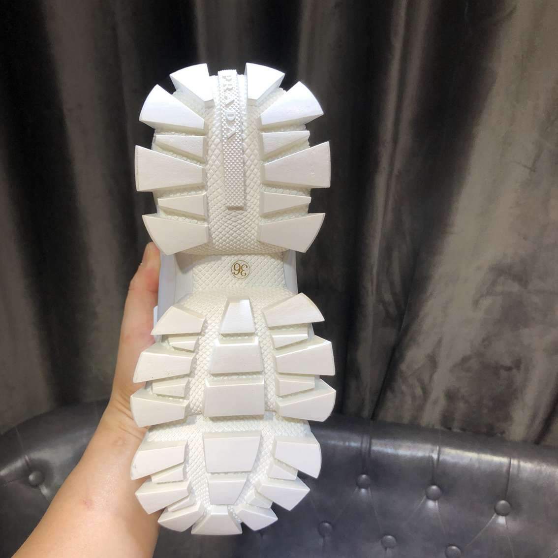 Prd Sneakers Pegasus White