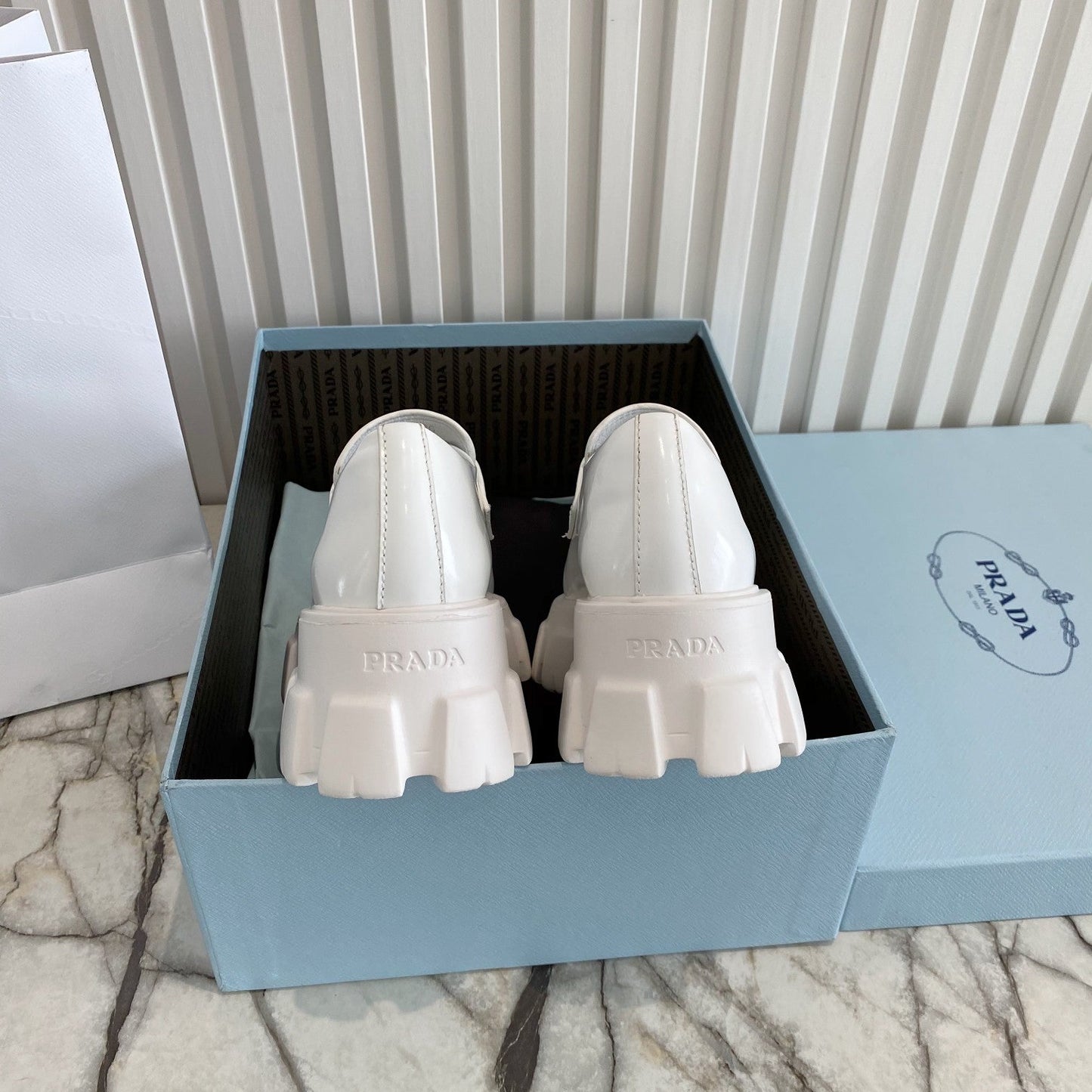 PRD  Shoes Wedge Platform 2 Color 's