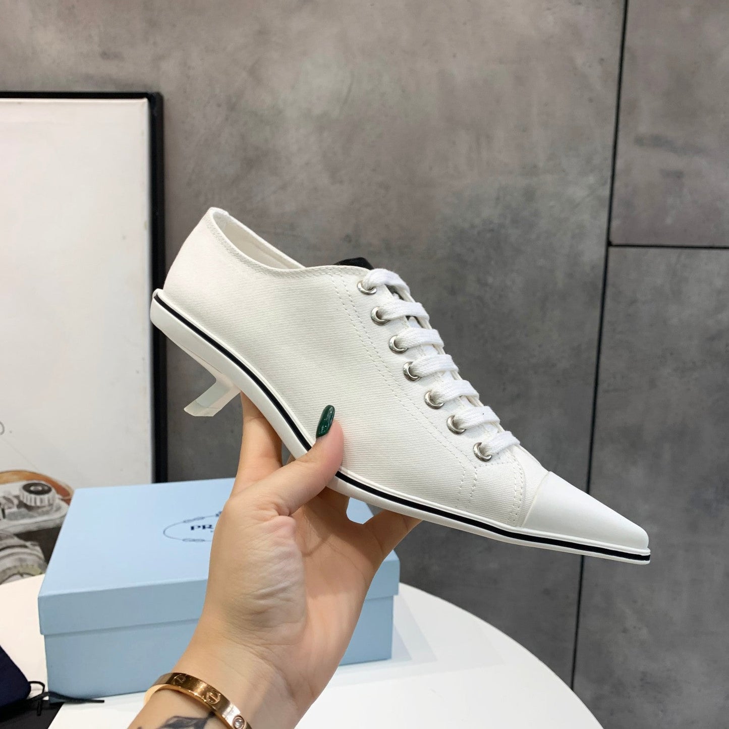 PRD Sneakers White Heeled Low