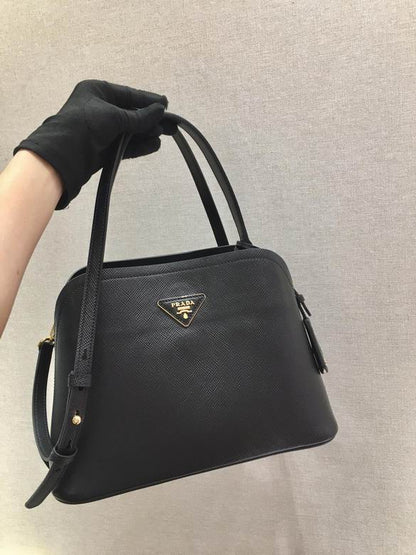 PRD Saffiano Matinee Bag  2 Color 's Black & White