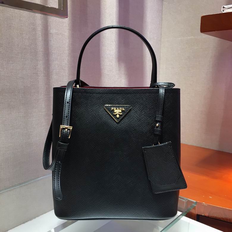PRD Saffiano Panier Bag  2 Color 's Black & White