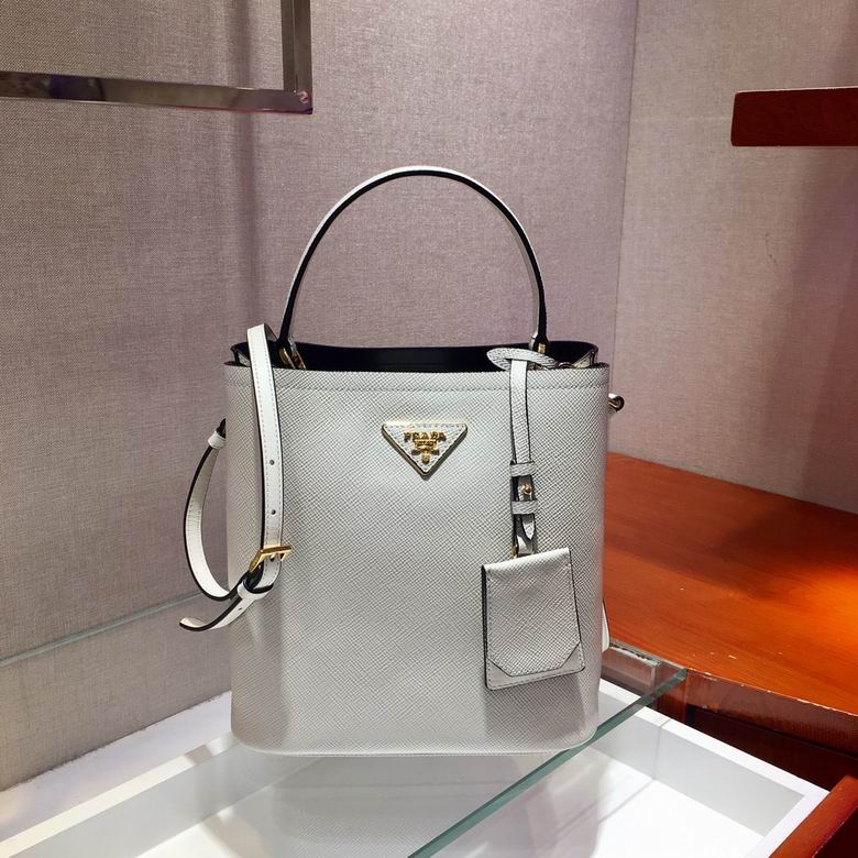 PRD Saffiano Panier Bag  2 Color 's Black & White