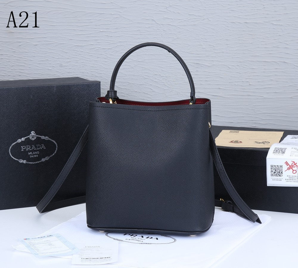 PRD  Bag Black 23 cm