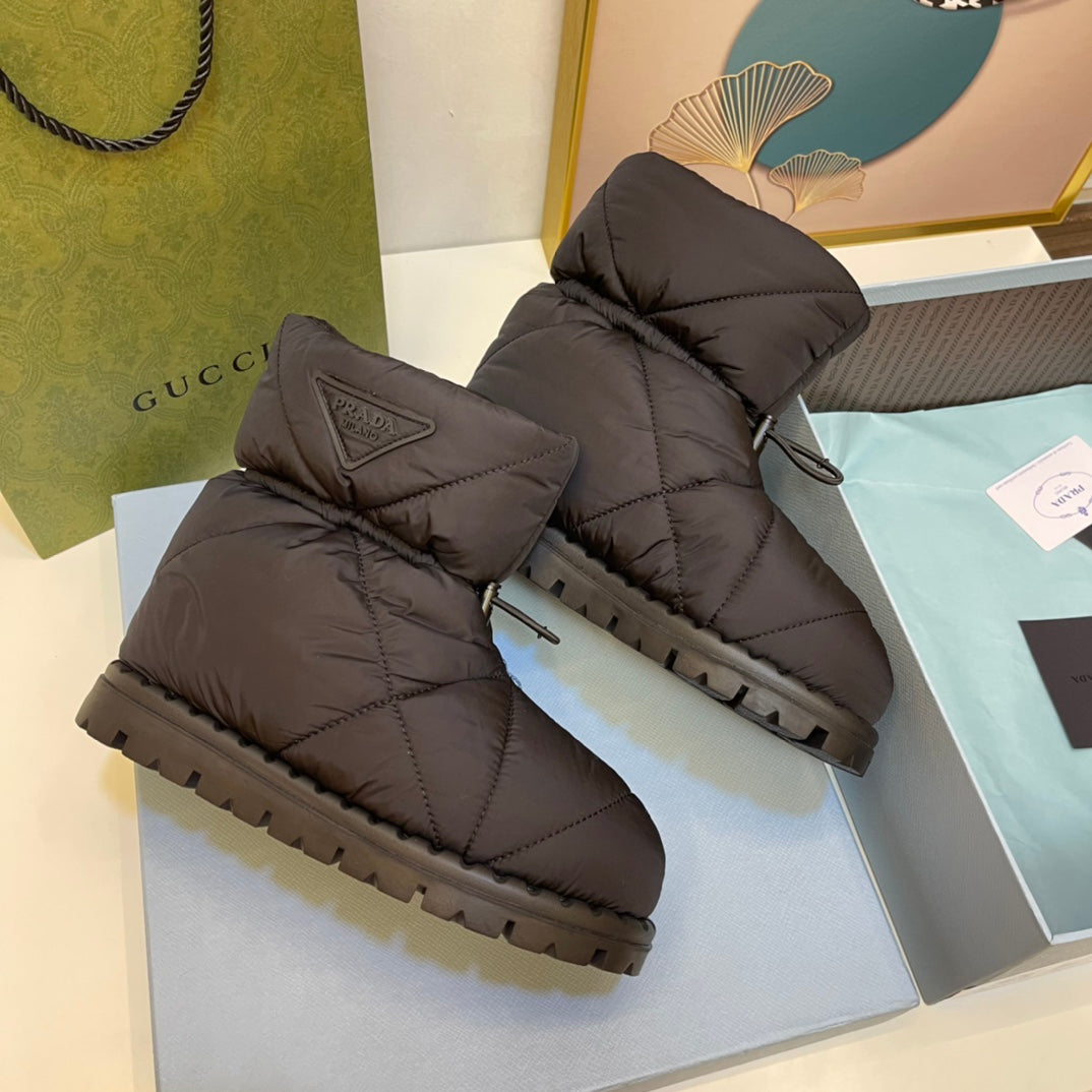 PRD Pillo w Ugg  Boots  4 color 's