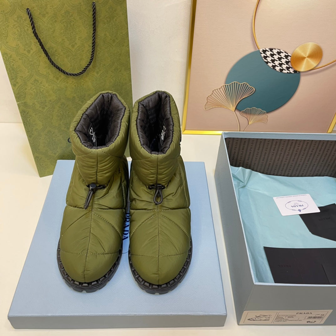 PRD Pillo w Ugg  Boots  4 color 's
