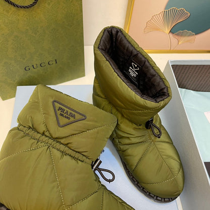 PRD Pillo w Ugg  Boots  4 color 's