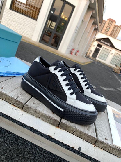 PRD Sneakers Macro 2 Color 's Woman