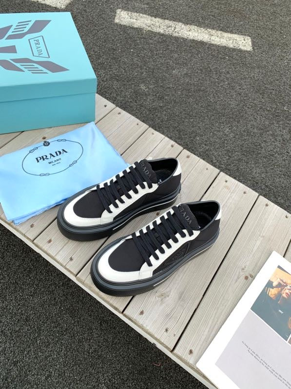 PRD Sneakers Macro 2 Color 's Woman