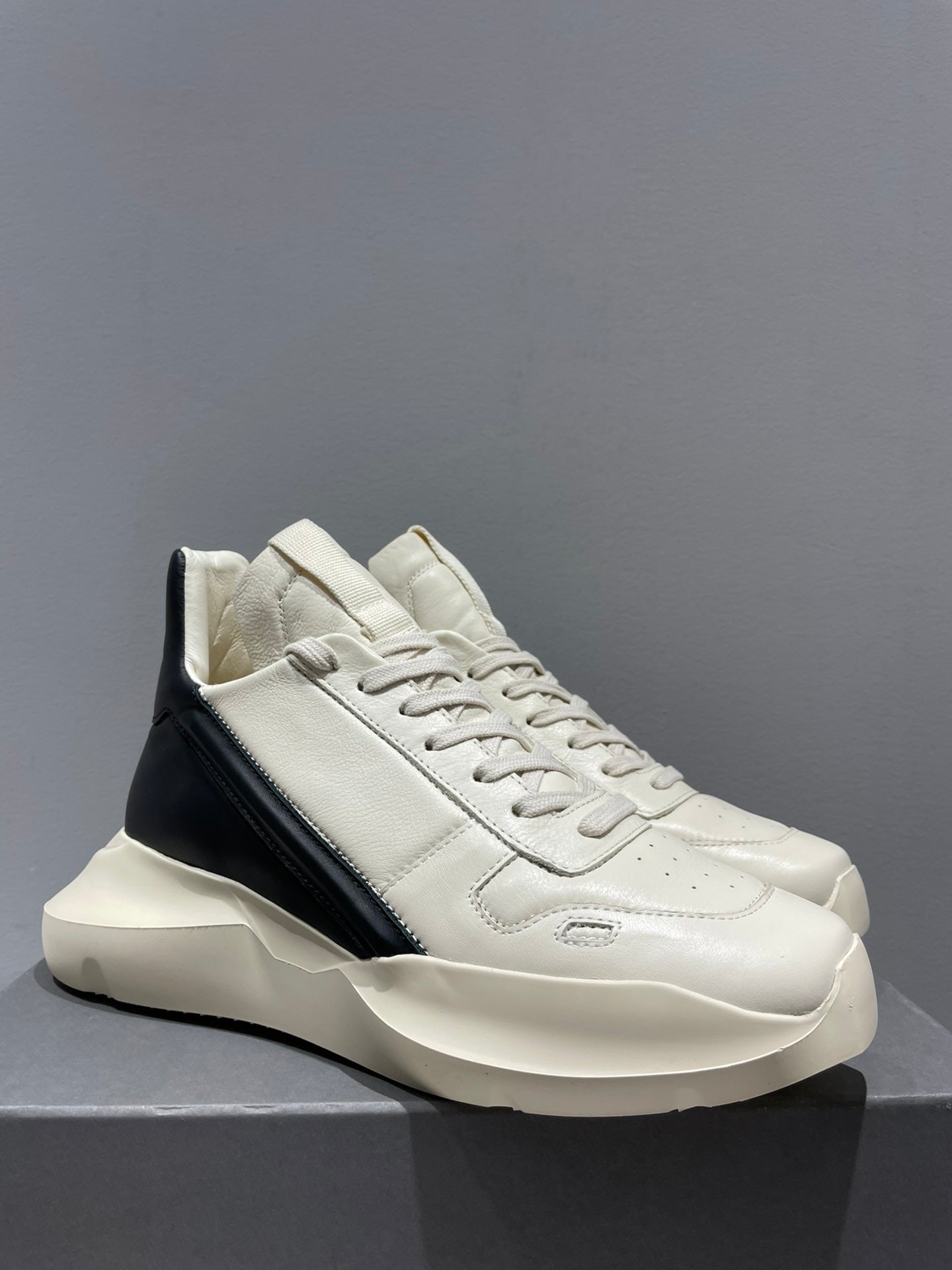 R*  OWEN Sneakers 3 Color 's Trainer