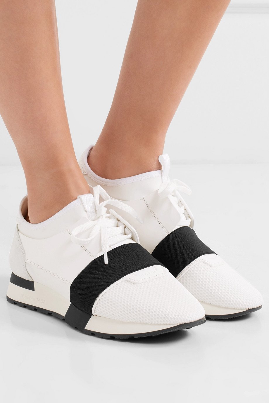 SNBAL  Race Runner Sneakers Black White Black