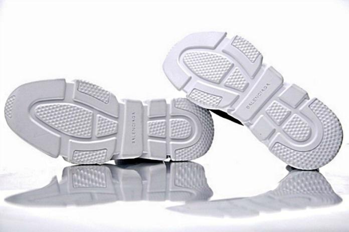 SNBAL  Speed Trainer  Sneakers skull