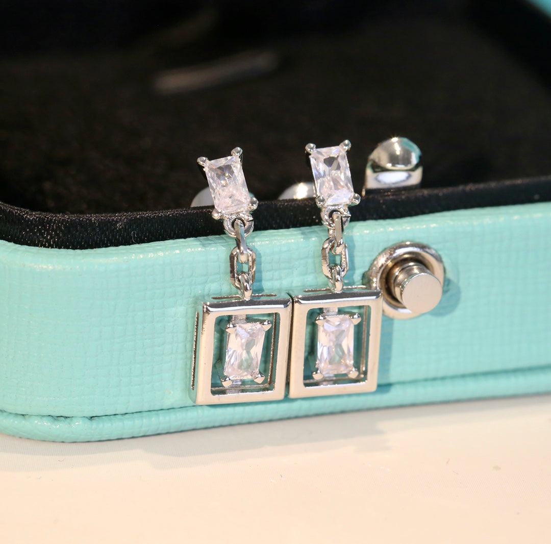 TIFF *Y  Earring 3 Color 's