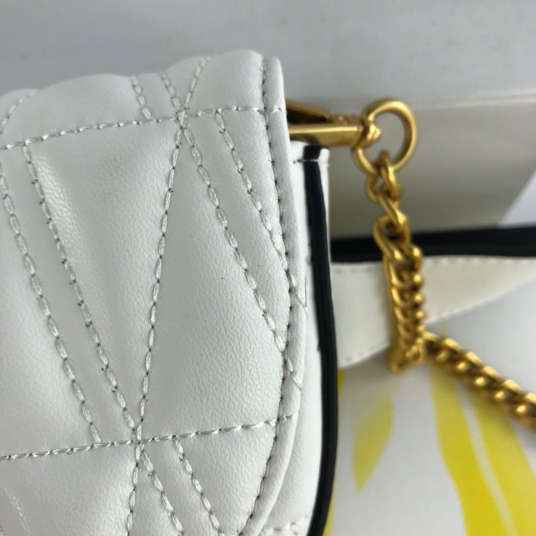 VRC Bag White