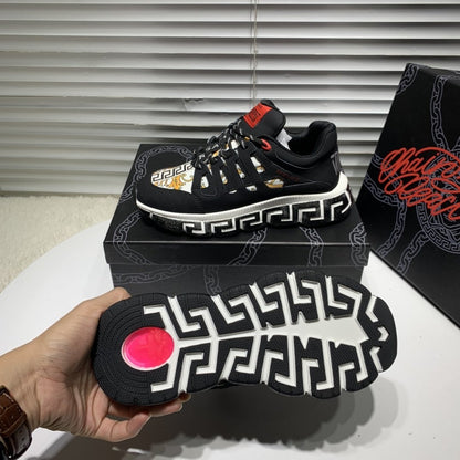 VRC Sneakers Chain Black
