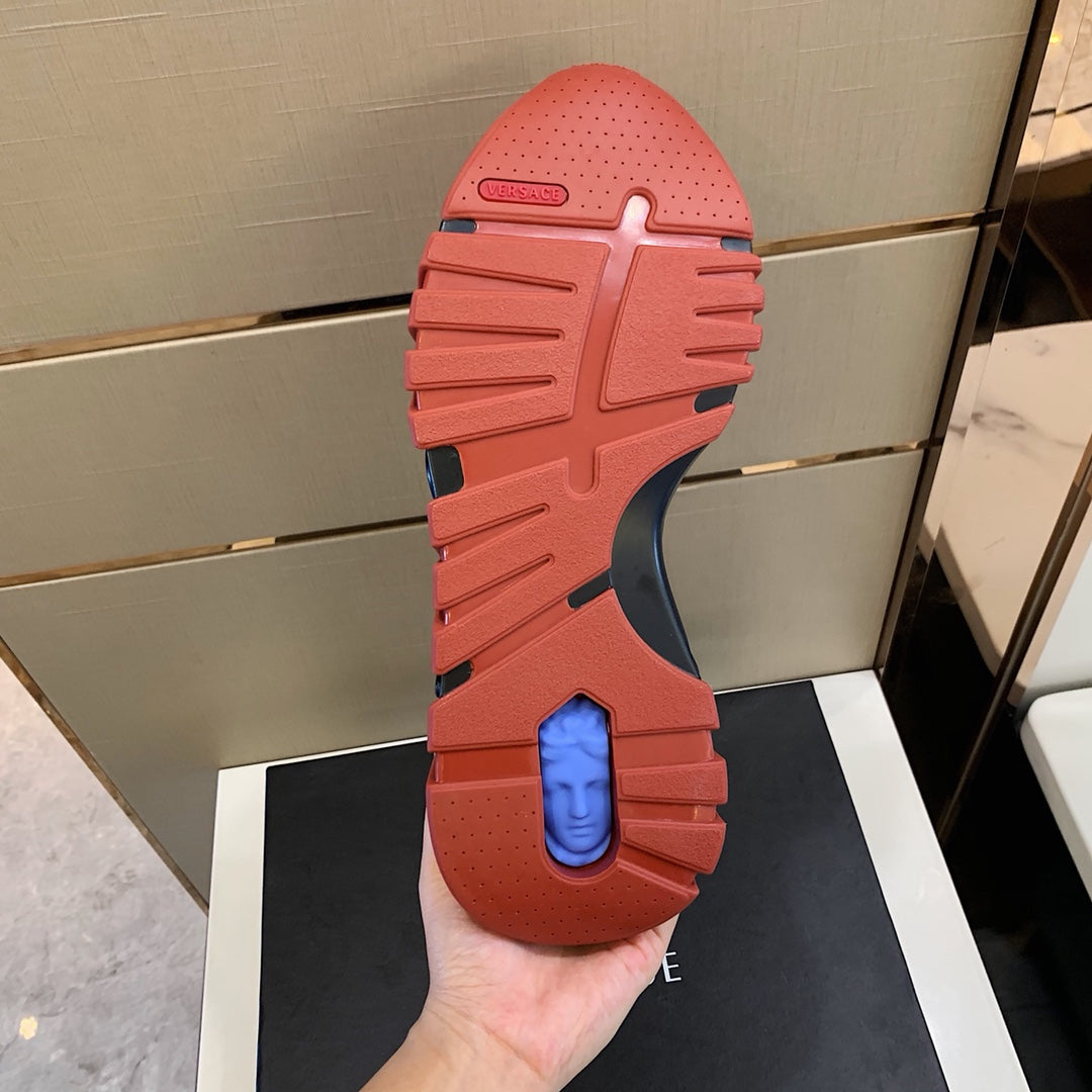 VRC  Run away Sneakers Low Orange