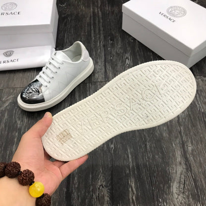 VRC Sneakers 2 Color 's Medusa