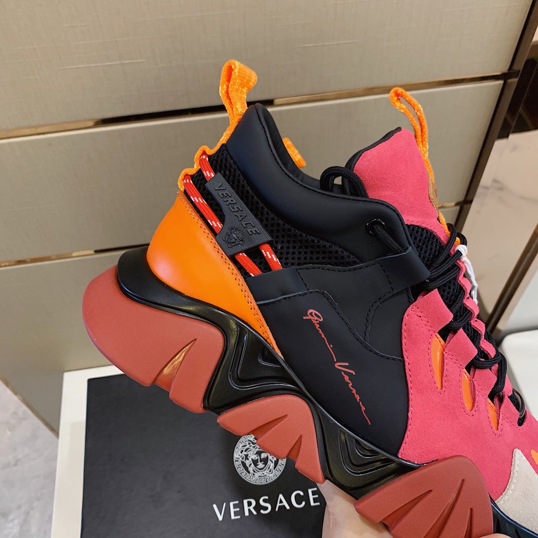 VRC  Run away Sneakers Low Orange