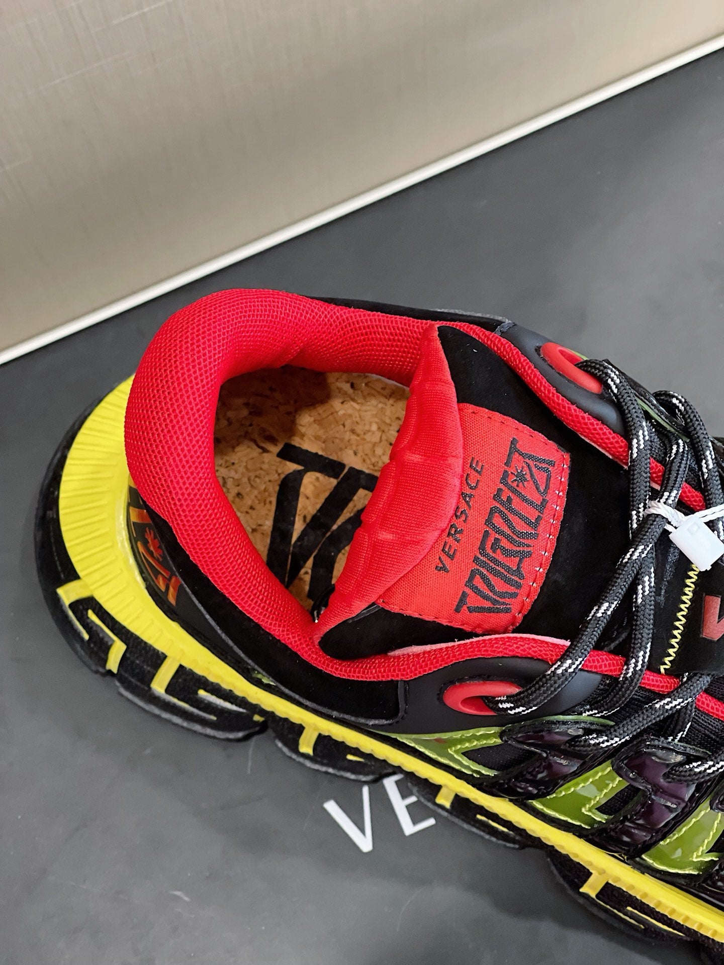 VRC  Sneakers Medusa