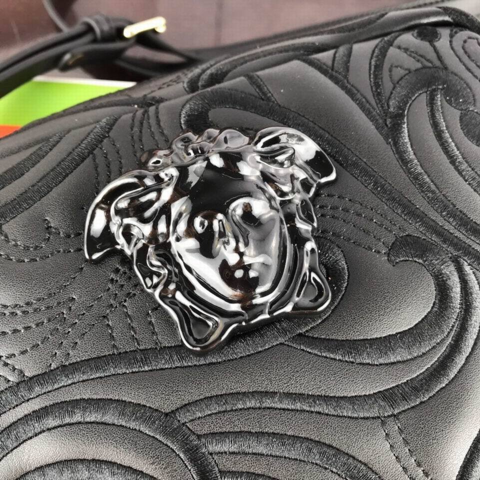 VRC Bag Black