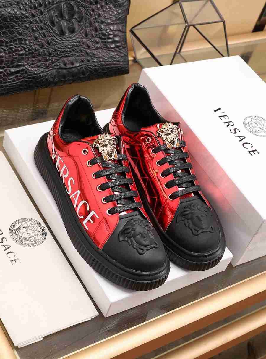 VRC Sneakers Red