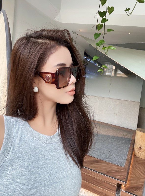VRC  Sunglasses 3 Color 's