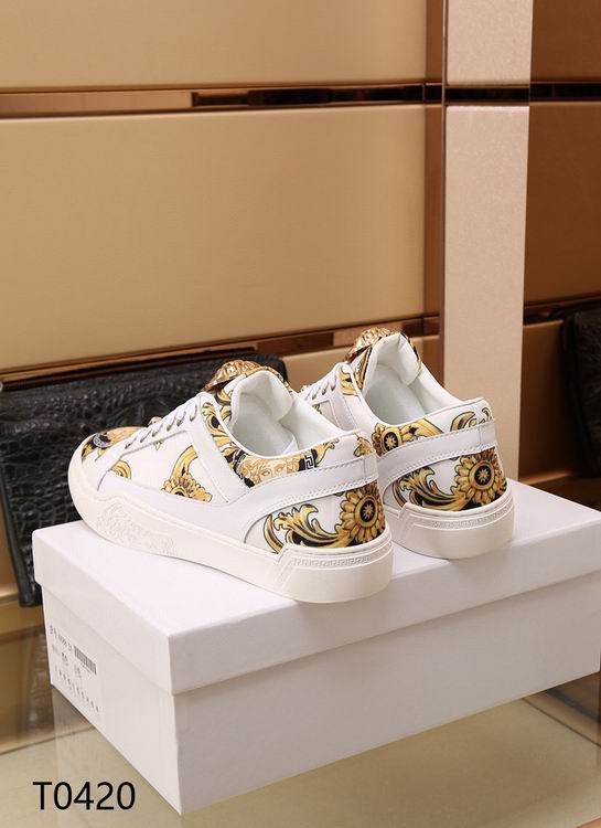 VRC  Sneakers Medusa