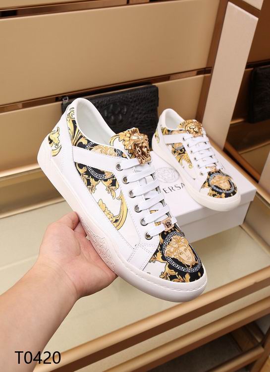 VRC  Sneakers Medusa