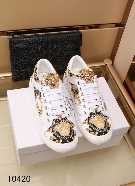 VRC  Sneakers Medusa