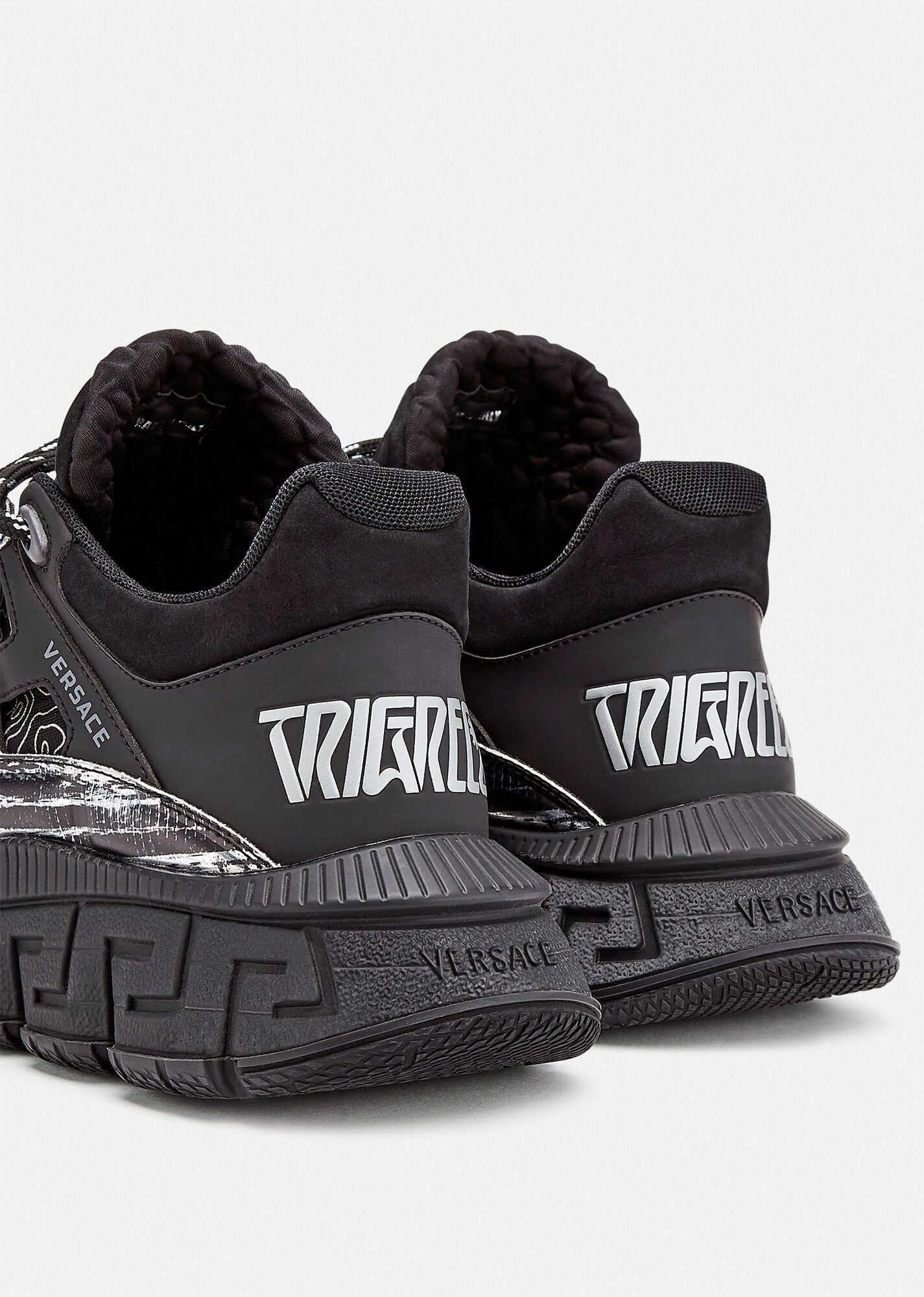VRC Sneakers Run Away Black