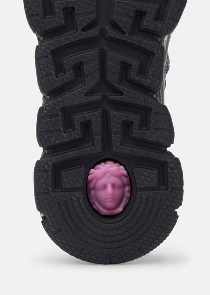 VRC Sneakers Run Away Black