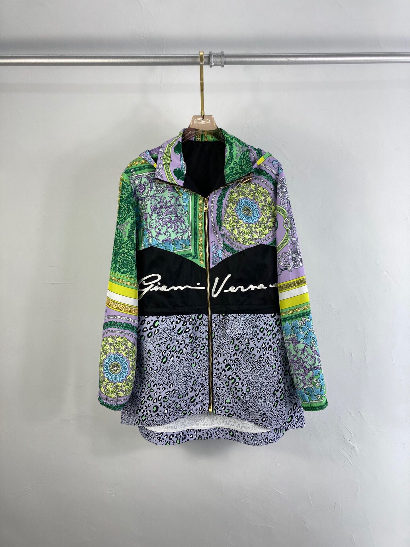 VRC Jacket Woman