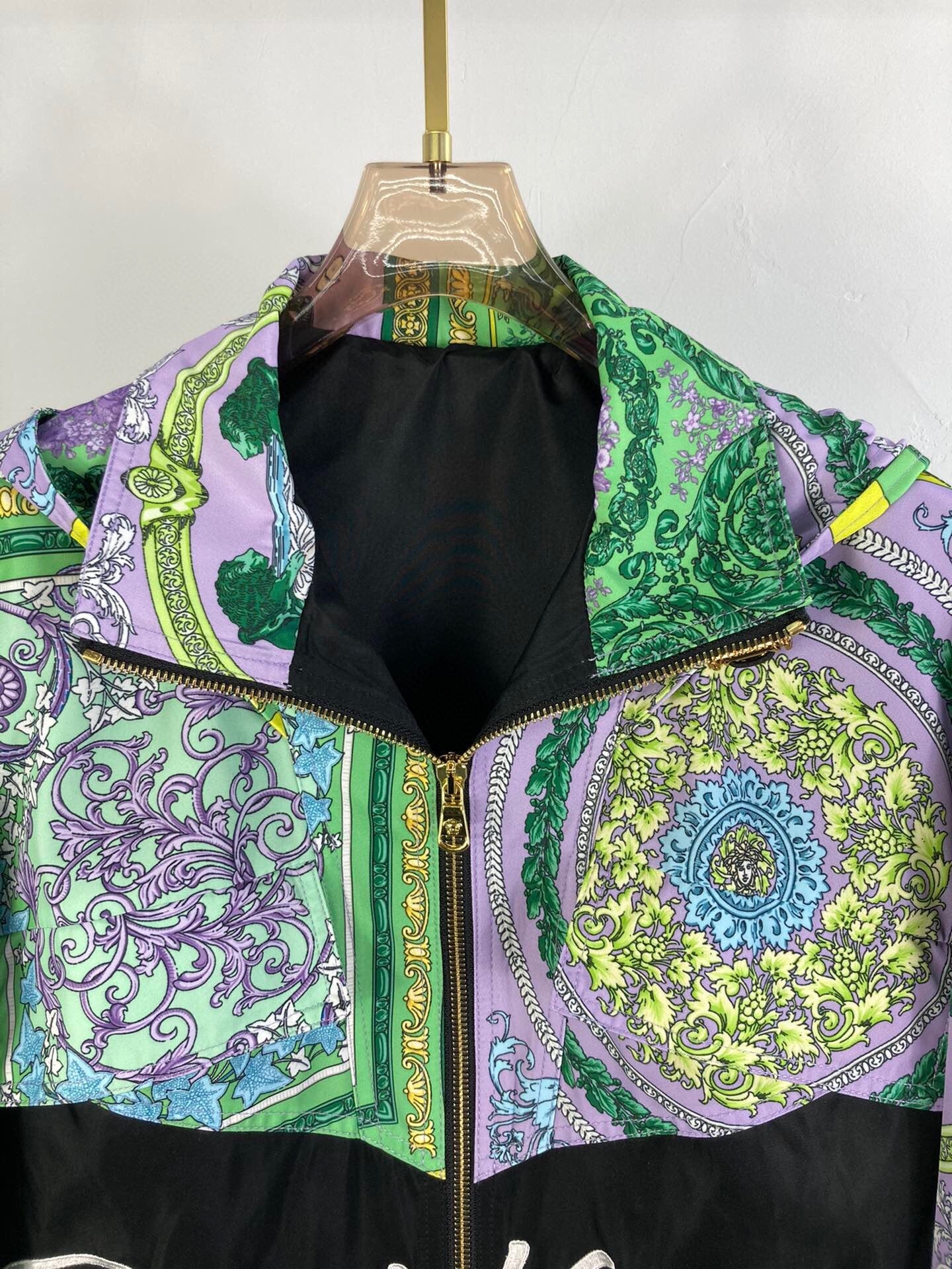 VRC Jacket Woman