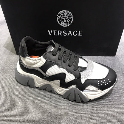 VRC Sneakers White Black