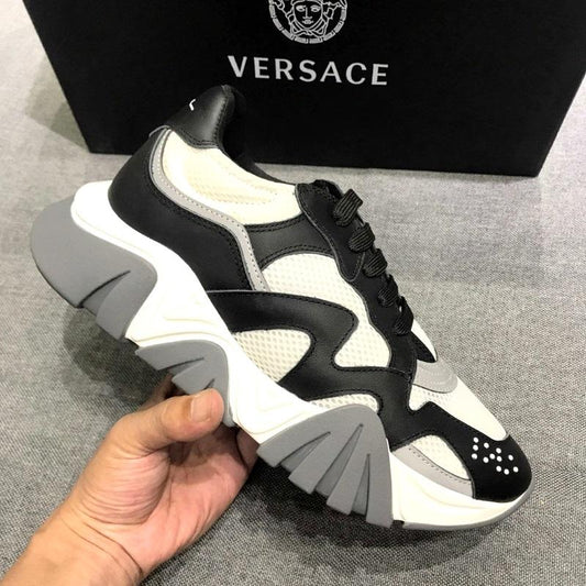VRC Sneakers White Black