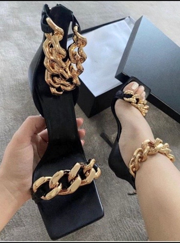 VRC Shoes Heels Black