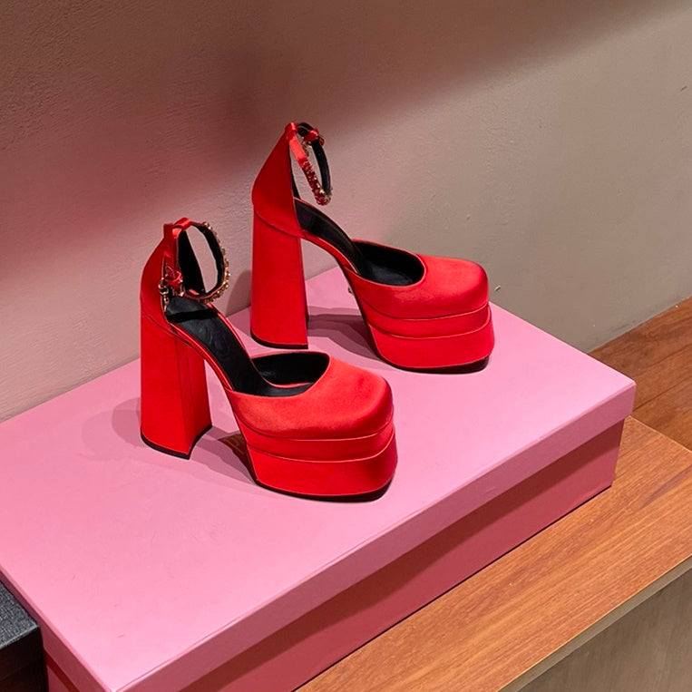 VRC  Shoes High Heels Wedge Aevitas