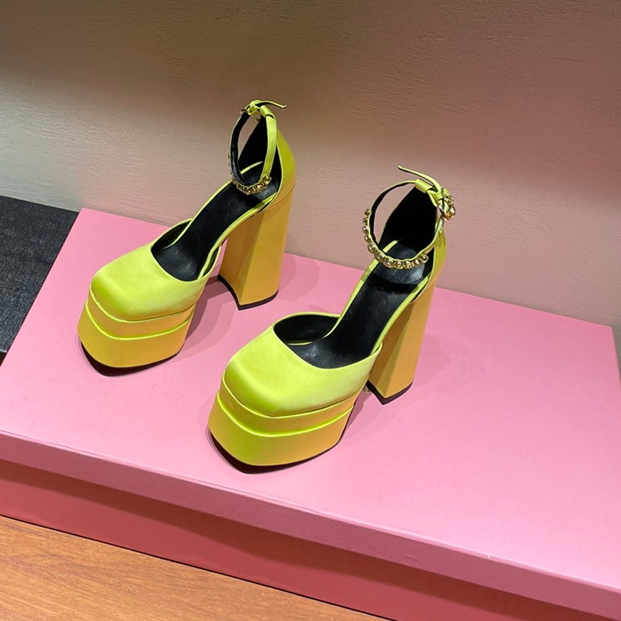 VRC  Shoes High Heels Wedge Aevitas