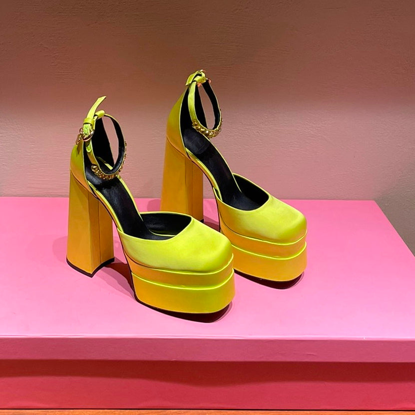 VRC  Shoes High Heels Wedge Aevitas