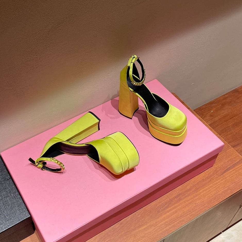 VRC  Shoes High Heels Wedge Aevitas