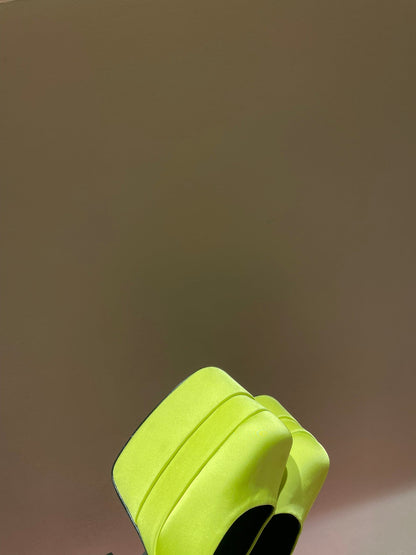 VRC  Shoes High Heels Wedge Aevitas