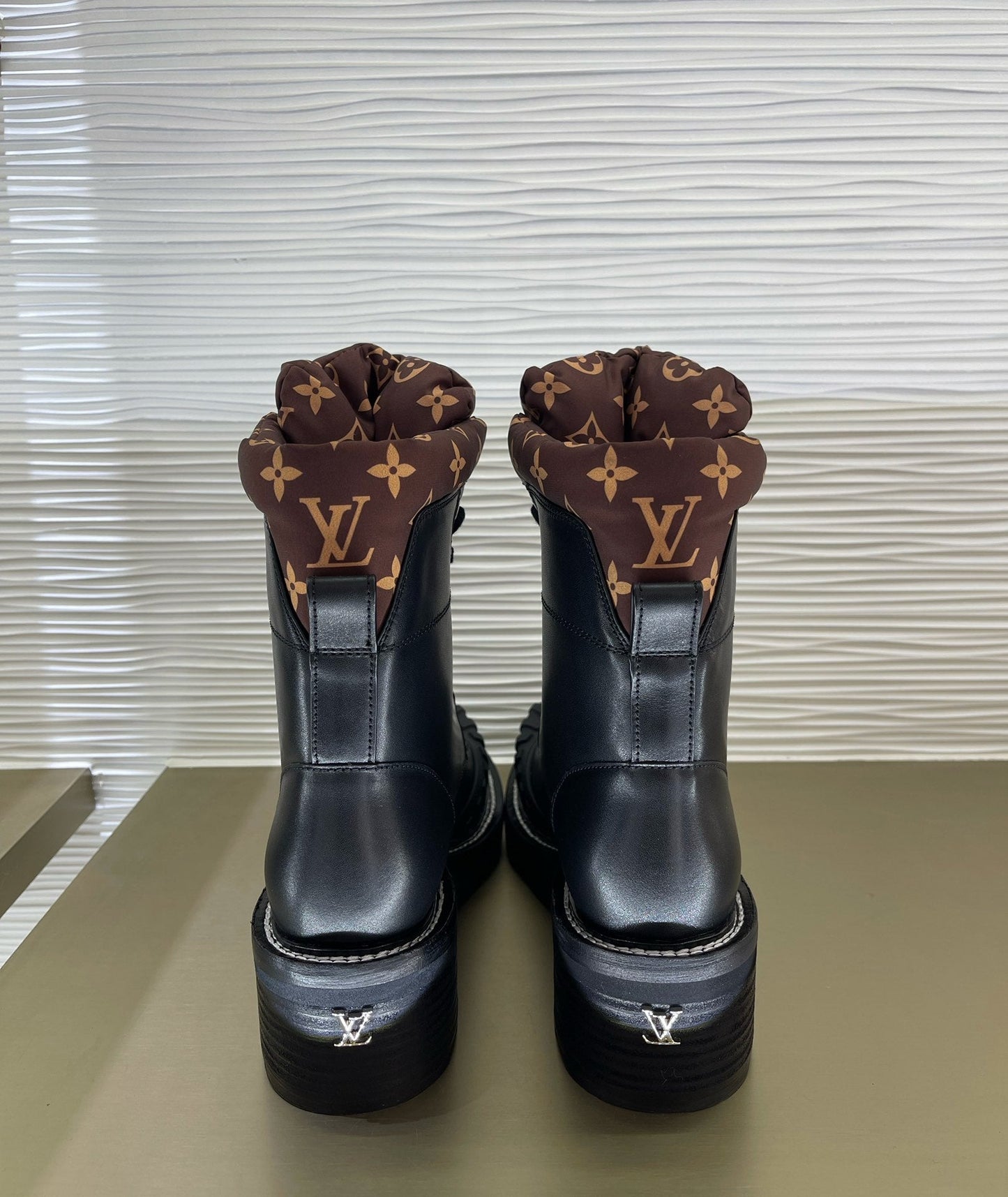 LU BEAUBOURG ANKLE  Boots